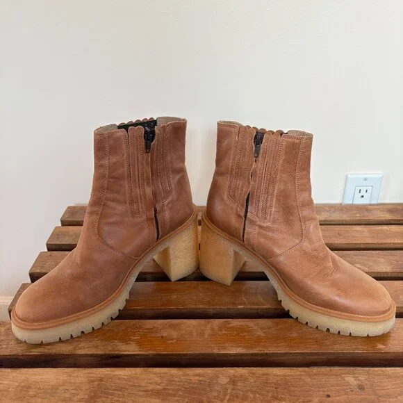 Free People Tan Heeled Boots - Picture 4 of 7